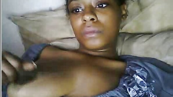 Jalang rumaja langsing sareng nipples ngawangun jantung adores pussyfucking